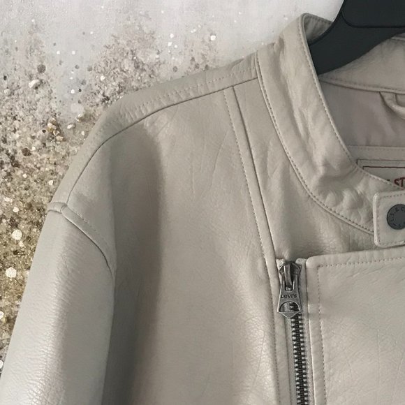 Levi's Faux Leather Moto Jacket (NWT) - Picture 3 of 16